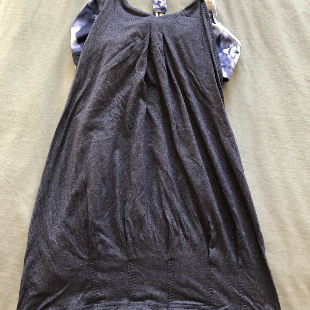 Lululemon tank top size 2